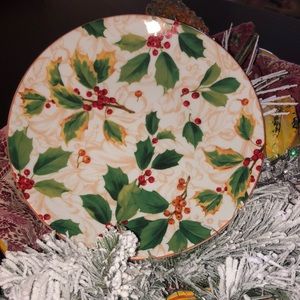 Pamela Gladding Holiday Decorative Plate
